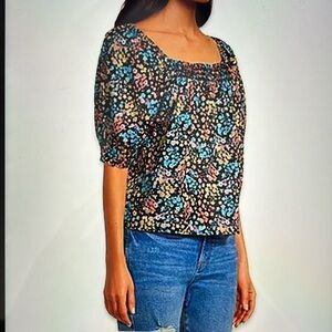 a.n.a NWT Women’s Square Neck Smocked Balloon Short Sleeve Floral Top 2X